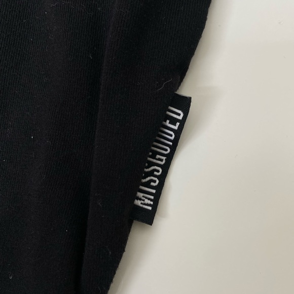 Sean John embroidered crop top - Picture 5 of 6